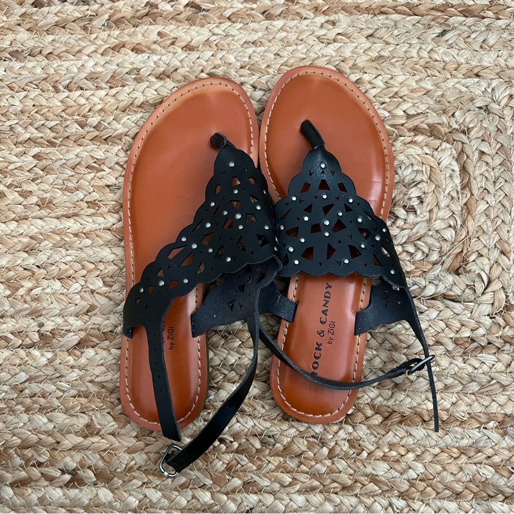 Rock & Candy Black and Tan Women's Slippers no flaws size 6.5